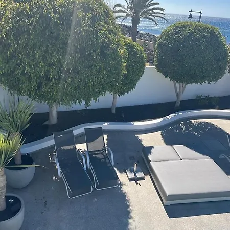 Villa Del Mar Lanzarote - Luxury Beachhouse Arrecife (Lanzarote)