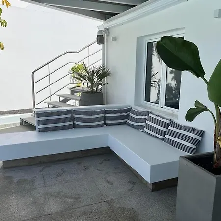 Villa Del Mar Lanzarote - Luxury Beachhouse *